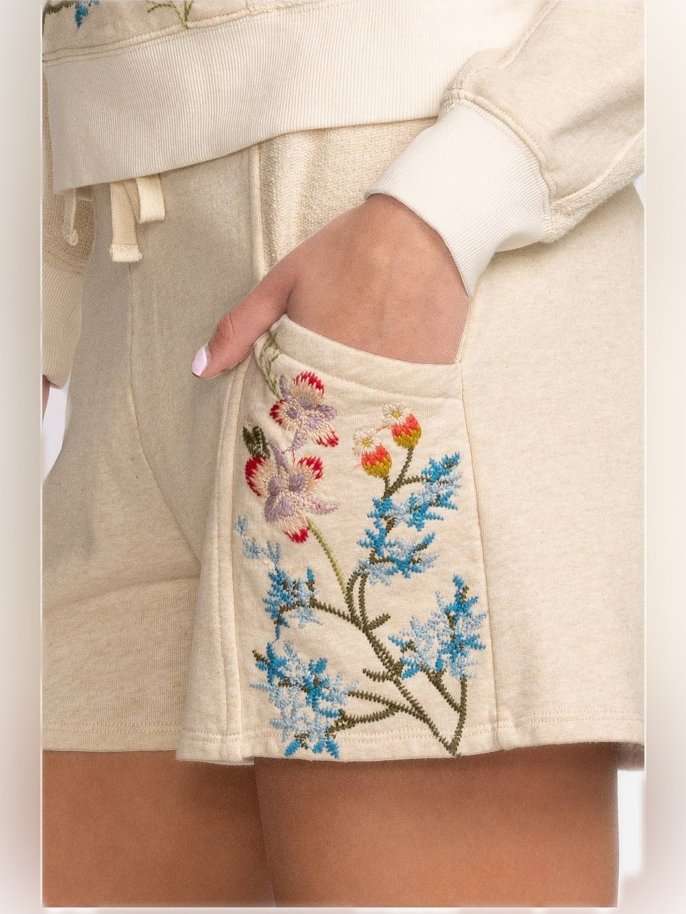 JW LosAngeles Johnny Was Catalina French Terry Cotton Embroidered Boho Shorts XS - Picture 5 of 15